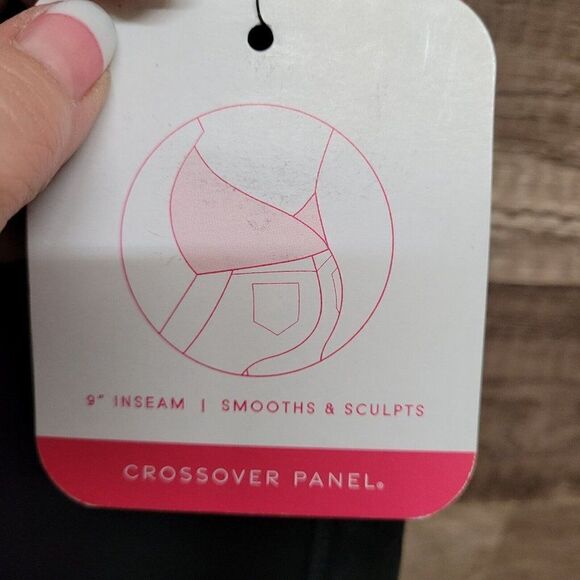 NEW Size 14 Isabel Maternity Bermuda Black Jean Shorts Crossover‎ Panel Black - Picture 9 of 16